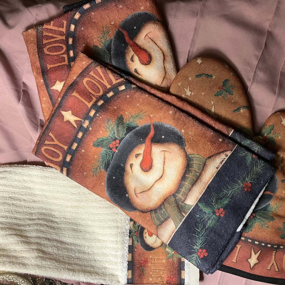 Snowman Kitchen Towel Set w/Apron